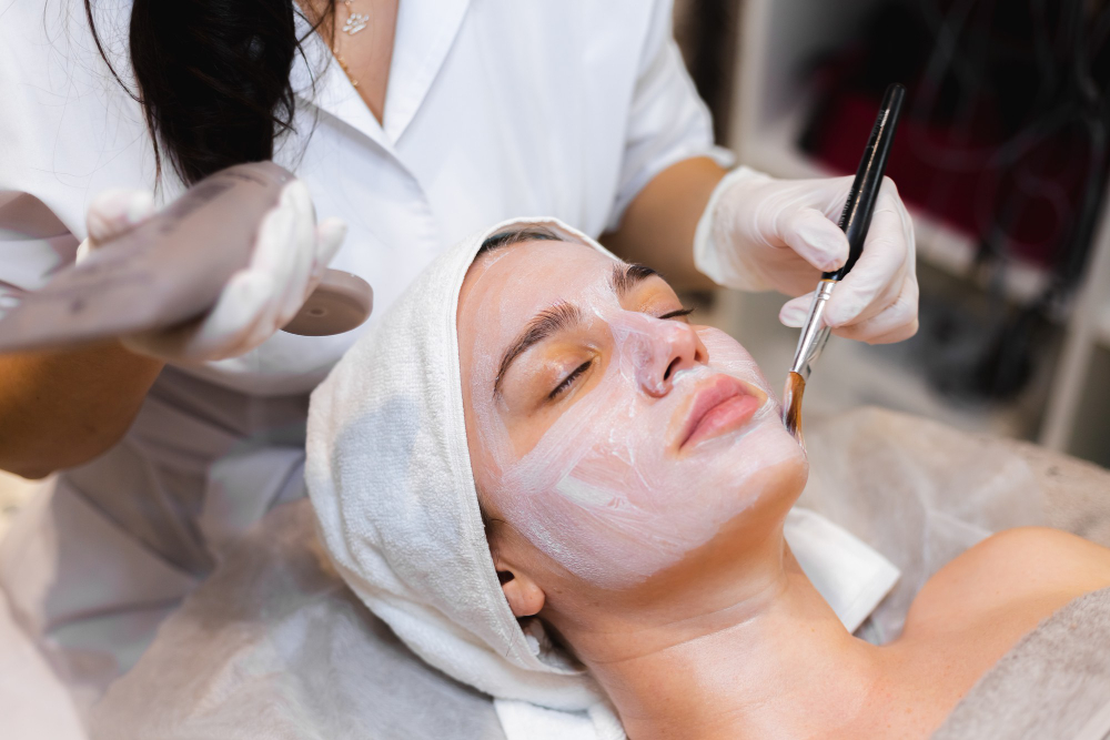 Lunch Break Facial Treatment